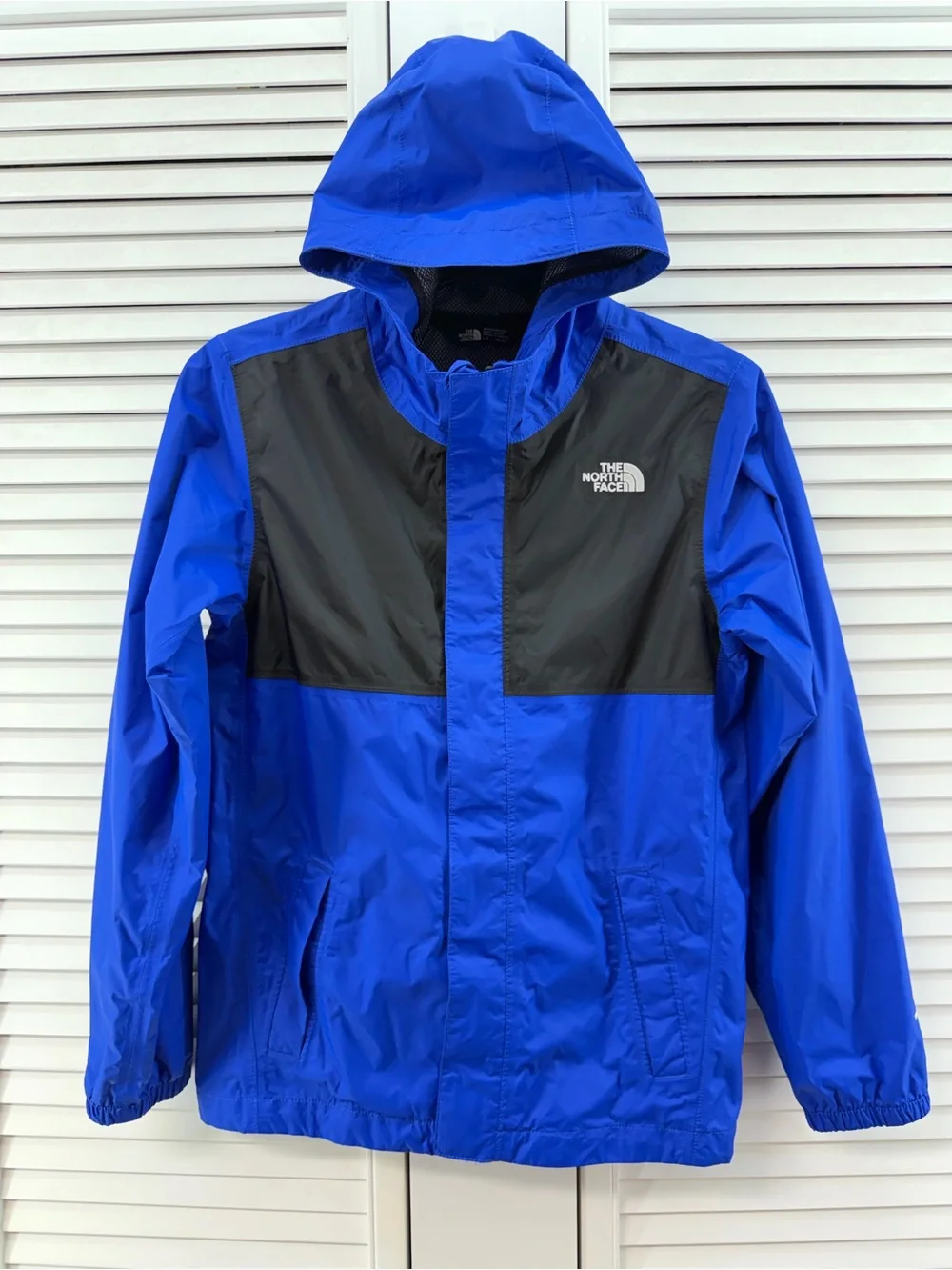 The North Face Boys size 14-16 Royal Blue and Black Hooded Rain coat Dryvent